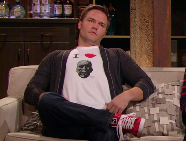 Scott Porter Models his Walking Dead Shirt