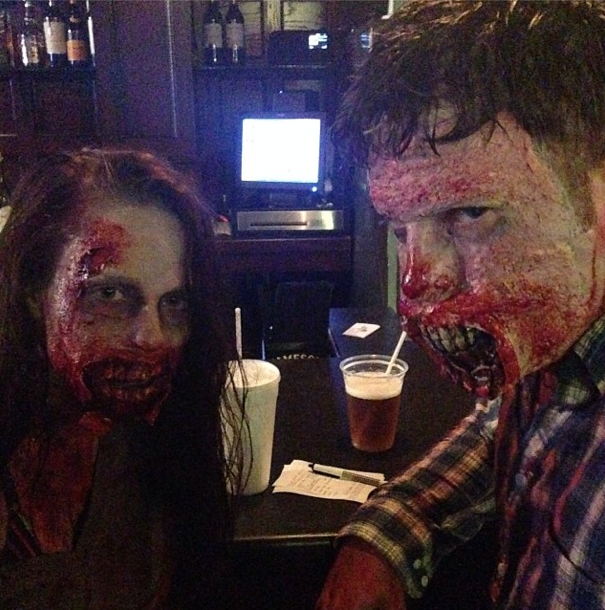 Zombiecouple3