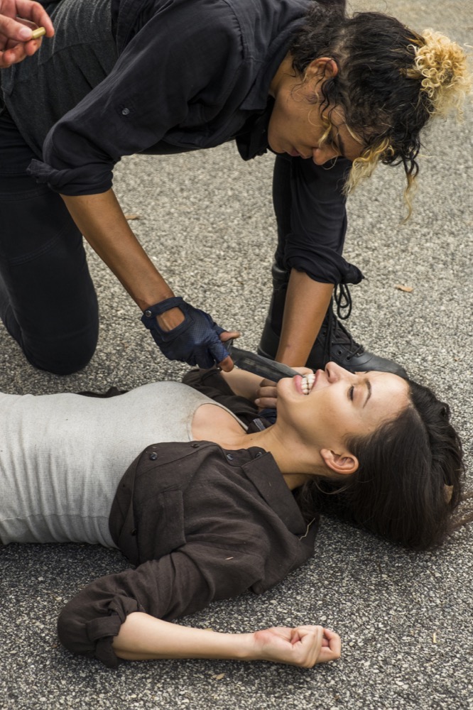 Christian Serratos as Rosita Espinosa, Elizabeth Ludlow as Arat - The Walking Dead _ Season 7, Episode 8 - Photo Credit: Gene Page/AMC