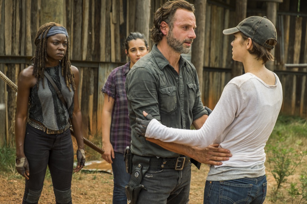 Lauren Cohan as Maggie Greene, Andrew Lincoln as Rick Grimes, Alanna Masterson as Tara Chambler, Danai Gurira as Michonne - The Walking Dead _ Season 7, Episode 8 - Photo Credit: Gene Page/AMC