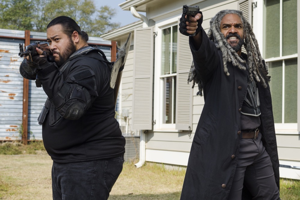 Khary Payton as Ezekiel, Cooper Andrews as Jerry - The Walking Dead _ Season 7, Episode 16 - Photo Credit: Gene Page/AMC