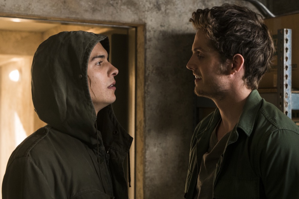 Frank Dillane as Nick Clark, Daniel Sharman as Troy Otto - Fear the Walking Dead _ Season 3, Episode 6 - Photo Credit: Richard Foreman, Jr/AMC