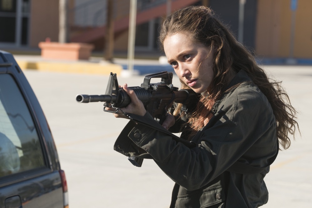 Alycia Debnam-Carey as Alicia Clark - Fear the Walking Dead _ Season 3, Episode 14 - Photo Credit: Richard Foreman, Jr/AMC