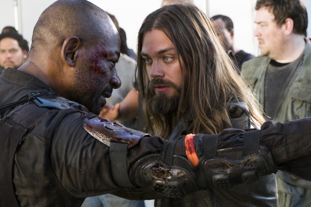 Tom Payne as Paul 'Jesus' Rovia, Lennie James as Morgan Jones - The Walking Dead _ Season 8, Episode 2 - Photo Credit: Gene Page/AMC