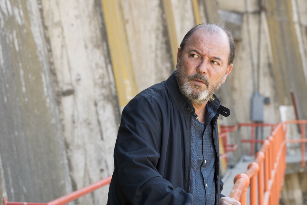 Rubén Blades as Daniel Salazar - Fear the Walking Dead _ Season 3, Episode 15 - Photo Credit: Richard Foreman, Jr/AMC