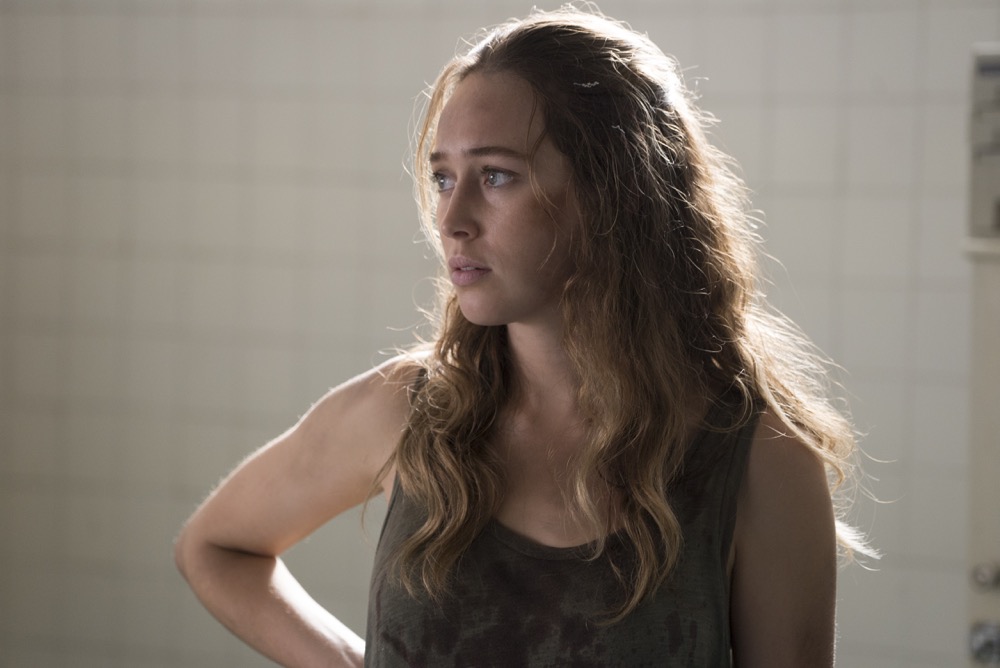 Alycia Debnam-Carey as Alicia Clark - Fear the Walking Dead _ Season 3, Episode 15 - Photo Credit: Richard Foreman, Jr/AMC