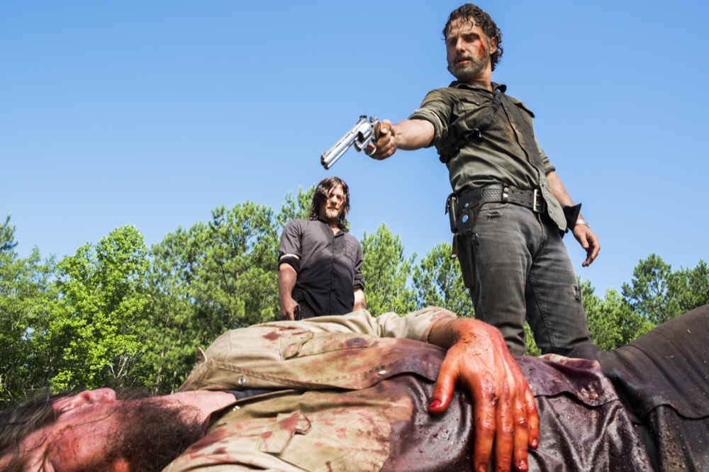 Charles Halford as Yago, Norman Reedus as Daryl Dixon, Andrew Lincoln as Rick Grimes - The Walking Dead _ Season 8, Episode 5 - Photo Credit: Gene Page/AMC