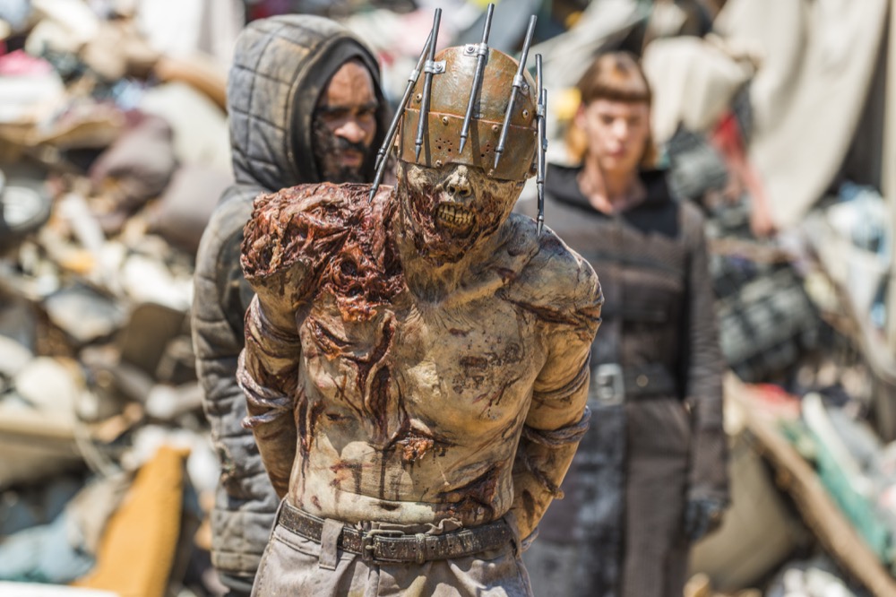 George Quinones as Pole Scavenger, Lance Herota as Pole Walker, Pollyanna McIntosh as Jadis - The Walking Dead _ Season 8, Episode 7 - Photo Credit: Gene Page/AMC