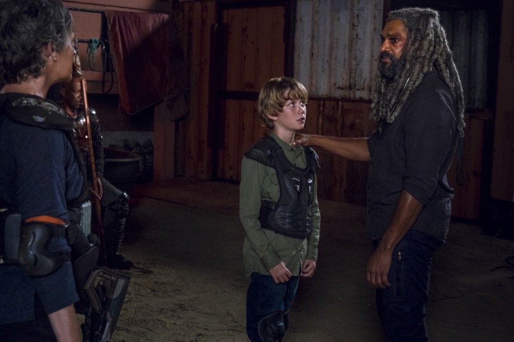 Khary Payton as Ezekiel, Lennie James as Morgan Jones, Melissa McBride as Carol Peletier - The Walking Dead _ Season 8, Episode 9 - Photo Credit: Gene Page/AMC