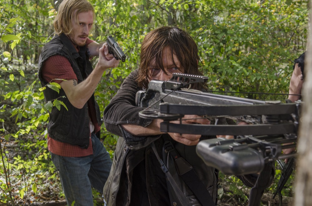 Austin Amelio as Dwight; Norman Reedus as Daryl Dixon - The Walking Dead _ Season 6, Episode 15 - Photo Credit: Gene Page/AMC