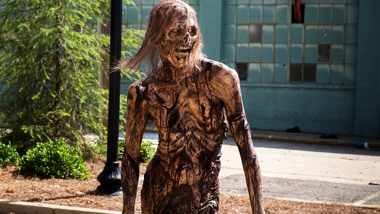 The First Nude Walker Makes Its Glorious Debut In The Walking Dead.