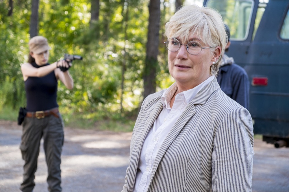 Christian Serratos as Rosita Espinosa, Jayne Atkinson as Georgie - The Walking Dead _ Season 8, Episode 12 - Photo Credit: Gene Page/AMC