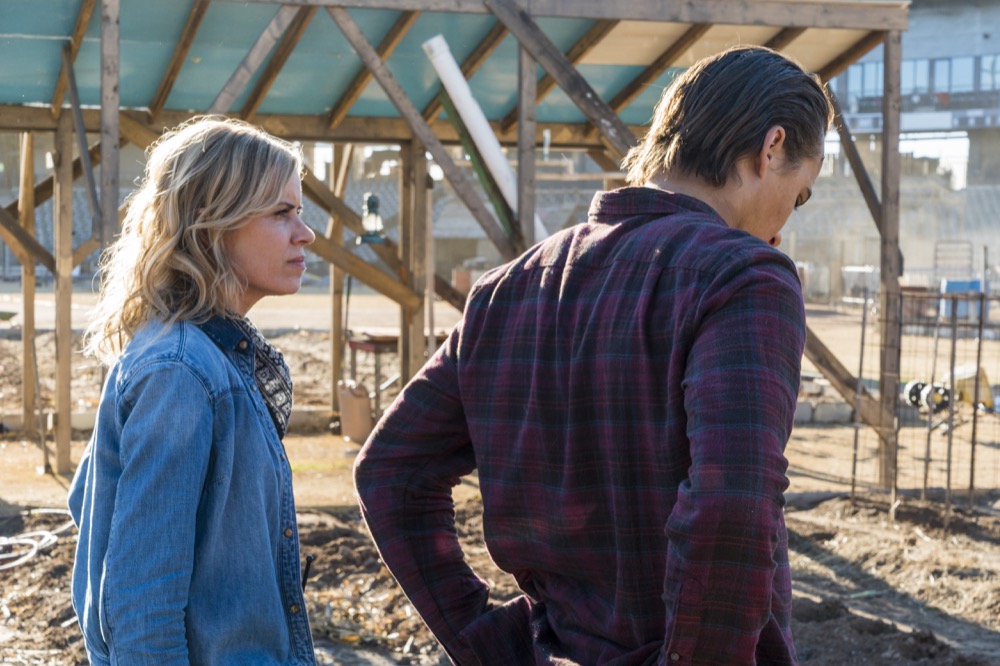 Frank Dillane as Nick Clark, Kim Dickens as Madison Clark - Fear the Walking Dead _ Season 4, Episode 3 - Photo Credit: Richard Foreman, Jr/AMC