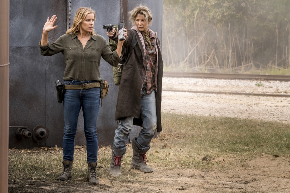 Kim Dickens as Madison Clark, Jenna Elfman as Naomi - Fear the Walking Dead _ Season 4, Episode 2 - Photo Credit: Richard Foreman, Jr/AMC