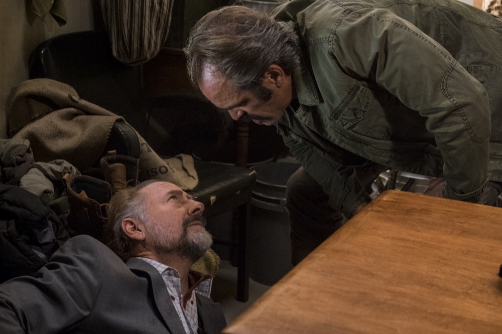 Steven Ogg as Simon, Xander Berkeley as Gregory - The Walking Dead _ Season 8, Episode 15 - Photo Credit: Gene Page/AMC