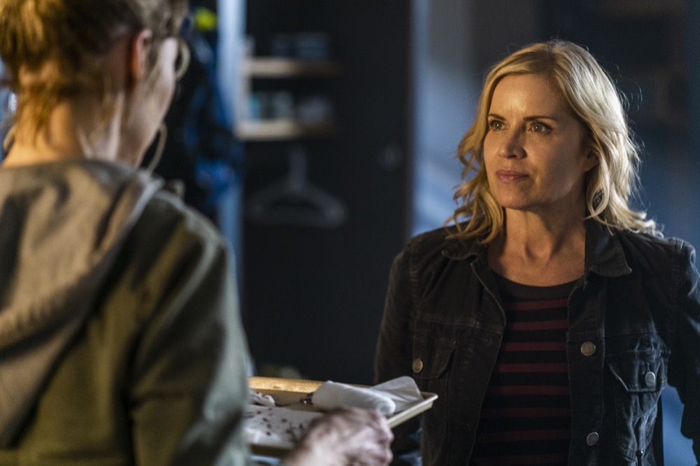 Jenna Elfman as Naomi, Kim Dickens as Madison Clark - Fear the Walking Dead _ Season 4, Episode 6 - Photo Credit: Richard Foreman, Jr/AMC