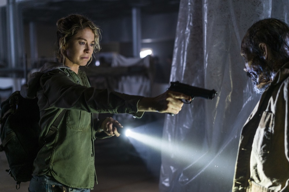 Jenna Elfman as Naomi - Fear the Walking Dead _ Season 4, Episode 6 - Photo Credit: Richard Foreman, Jr/AMC