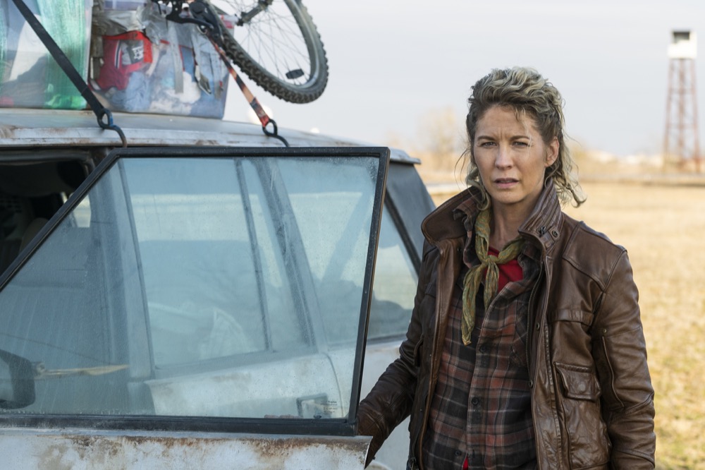 Jenna Elfman as Naomi - Fear the Walking Dead _ Season 4, Episode 6 - Photo Credit: Richard Foreman, Jr/AMC