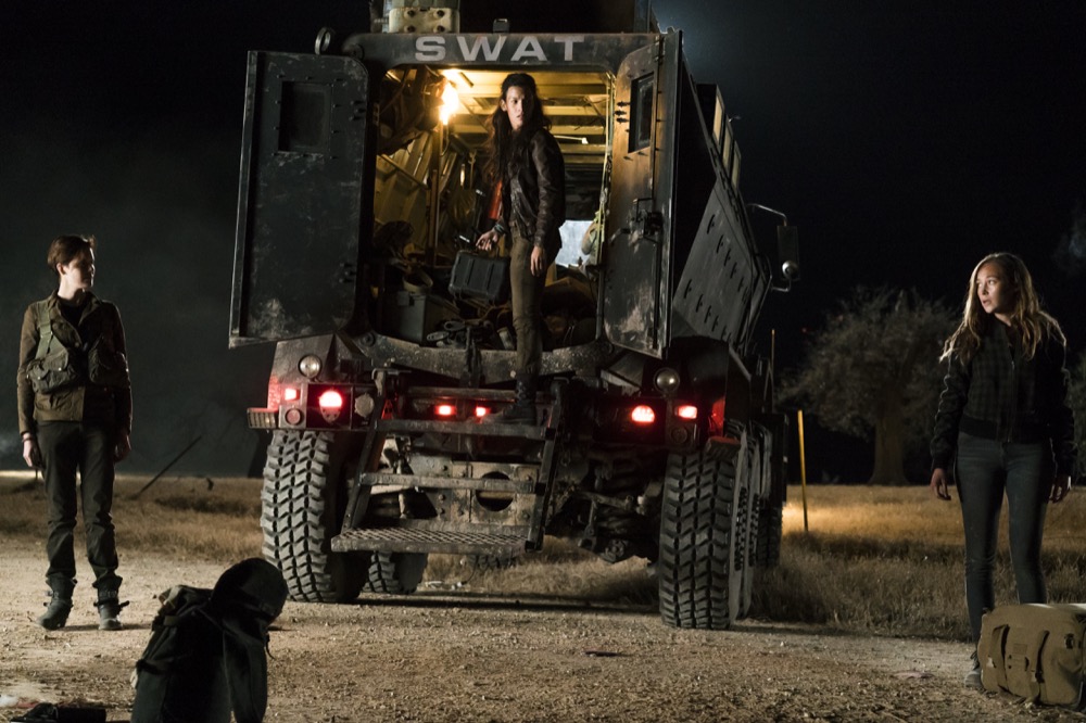 Maggie Grace as Althea, Danay Garcia as Luciana, Alycia Debnam-Carey as Alicia Clark - Fear the Walking Dead _ Season 4, Episode 4 - Photo Credit: Richard Foreman, Jr/AMC