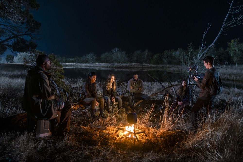 Lennie James as Morgan Jones, Danay Garcia as Luciana, Alycia Debnam-Carey as Alicia Clark, Colman Domingo as Victor Strand, Alexa Nisenson as Charlie, Maggie Grace as Althea - Fear the Walking Dead _ Season 4, Episode 8 - Photo Credit: Richard Foreman, Jr/AMC