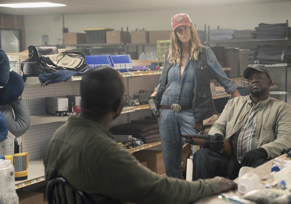 Lennie James as Morgan Jones, Mo Collins as Sarah, Daryl Mitchell as Wendell - Fear the Walking Dead _ Season 4, Episode 11 - Photo Credit: Ryan Green/AMC