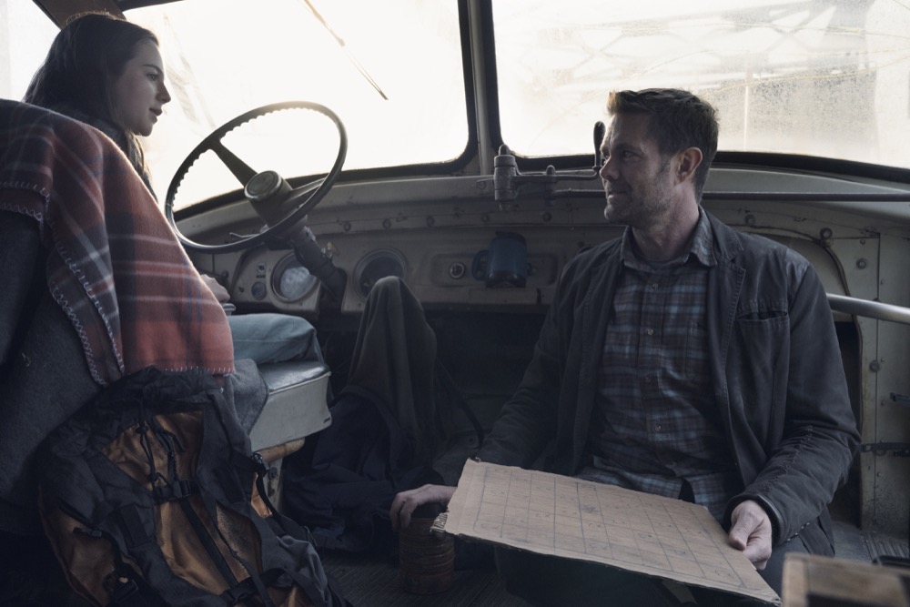 Alexa Nisenson as Charlie, Garret Dillahunt as John Dorie - Fear the Walking Dead _ Season 4, Episode 9 - Photo Credit: Ryan Green/AMC