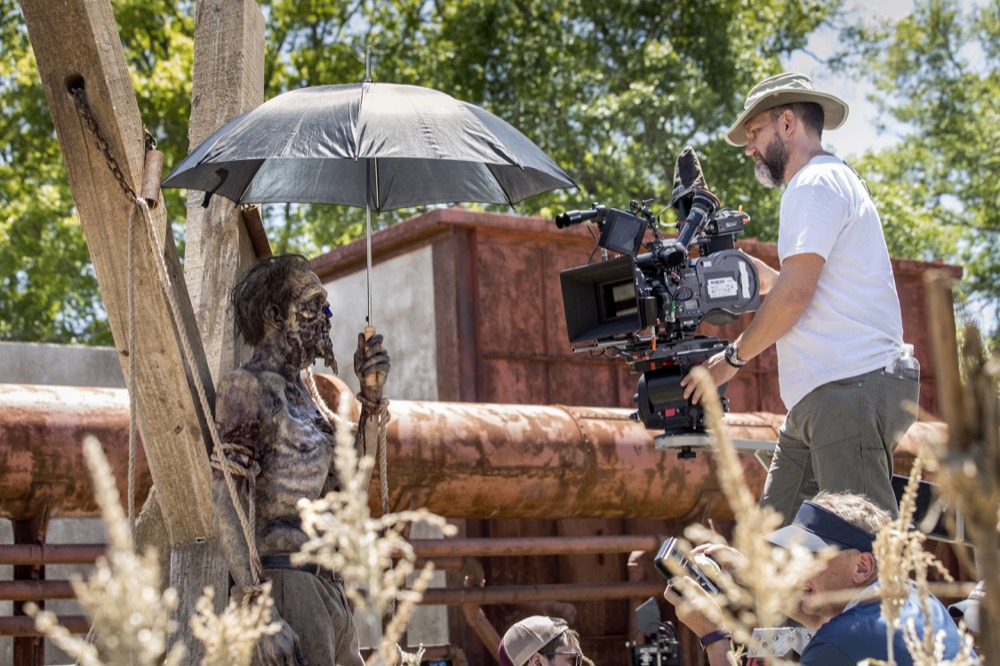 BTS - The Walking Dead _ Season 9, Episode 1 - Photo Credit: Jackson Lee Davis/AMC