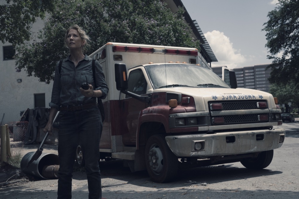 Jenna Elfman as June - Fear the Walking Dead _ Season 4, Episode 15 - Photo Credit: Ryan Green/AMC