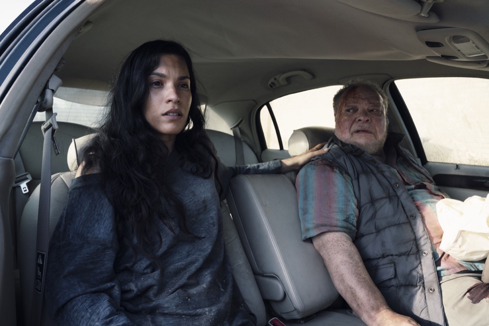 Danay Garcia as Luciana, Stephen McKinley Henderson as Clayton - Fear the Walking Dead _ Season 4, Episode 13 - Photo Credit: Ryan Green/AMC