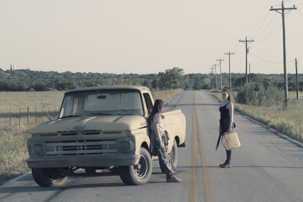 Alexa Nisenson as Charlie, Alycia Debnam-Carey as Alicia Clark - Fear the Walking Dead _ Season 4, Episode 14 - Photo Credit: Ryan Green/AMC