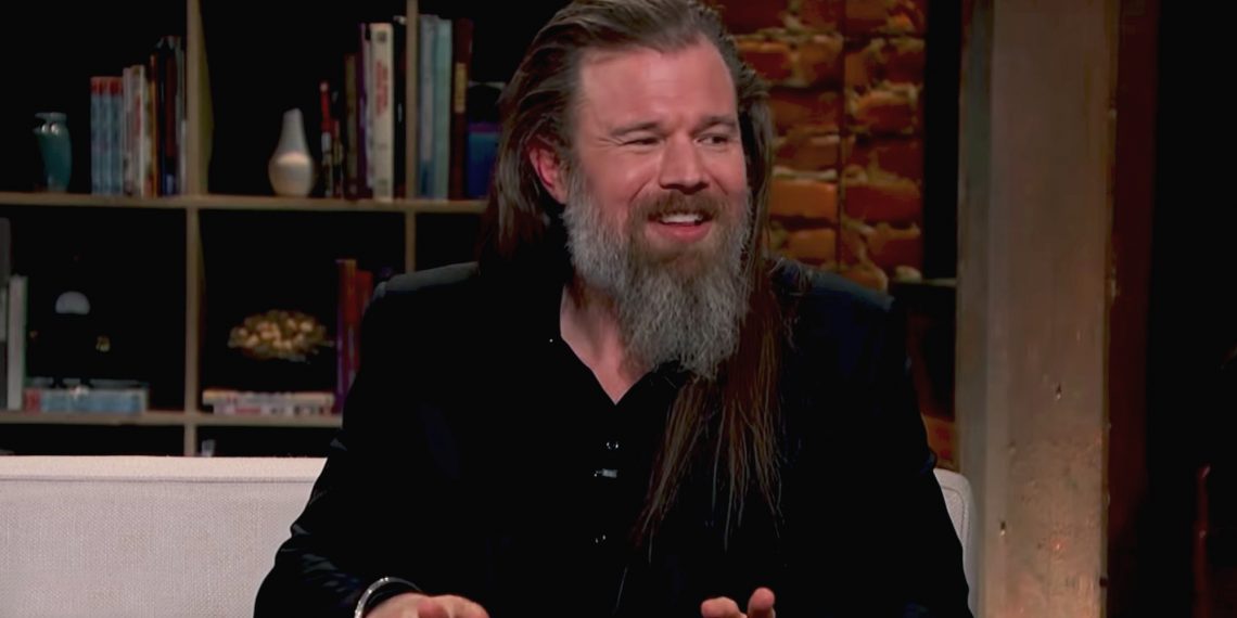 Ryan Hurst Says It Was “Meditative” To Walk Among The Walkers