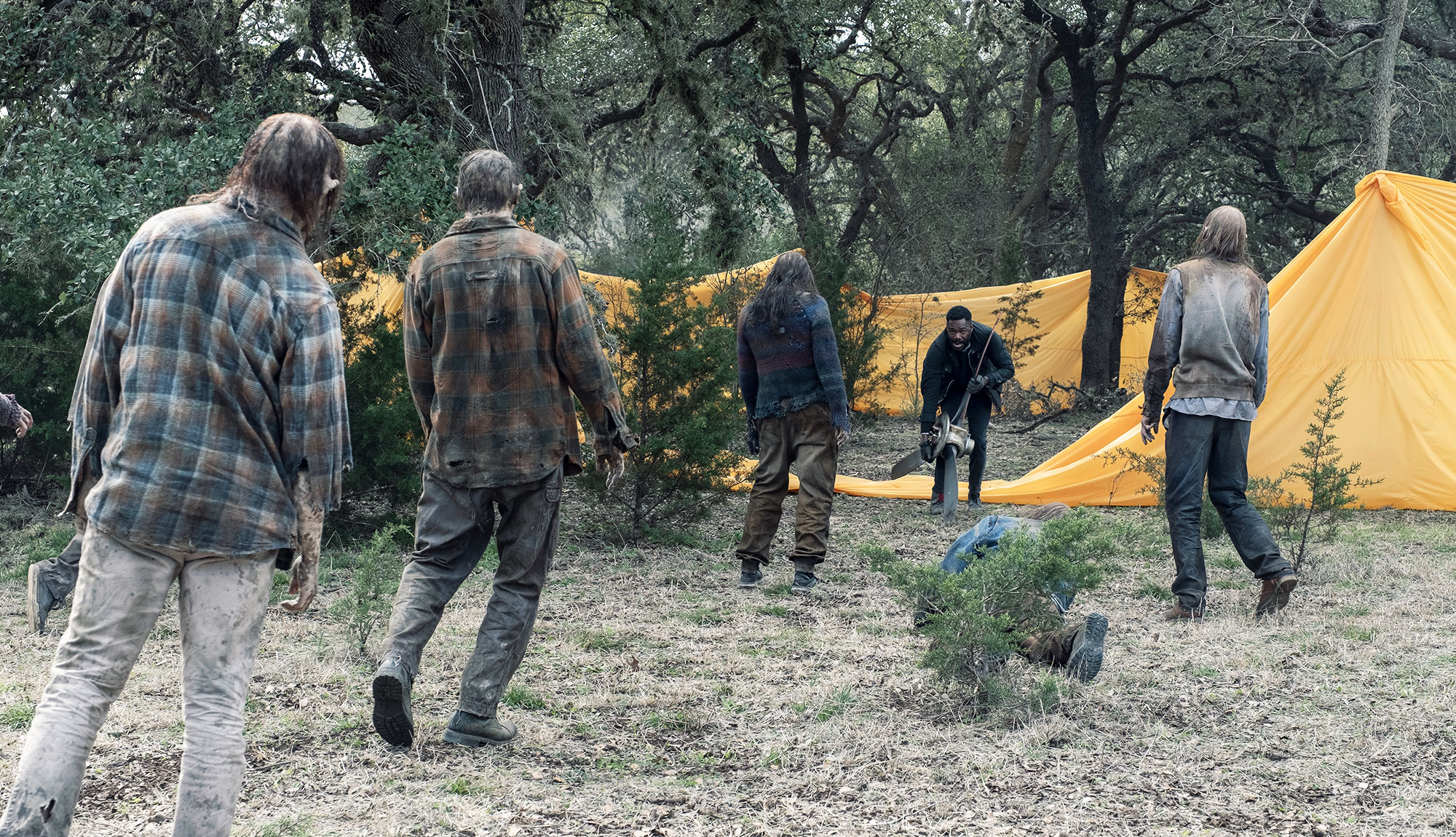 Strand Fights Off Radiation Walkers In Fear the Walking Dead Episode 507 Pics