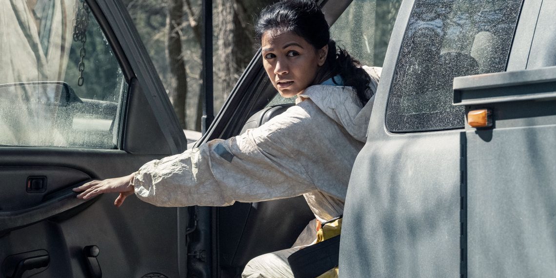 Grace Returns In Fear the Walking Dead Episode 506 Clip