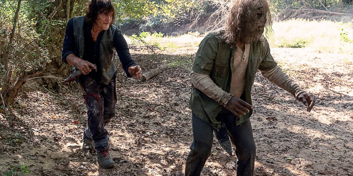 Daryl Hunts Whisperers In Walking Dead Episode 1010 Images