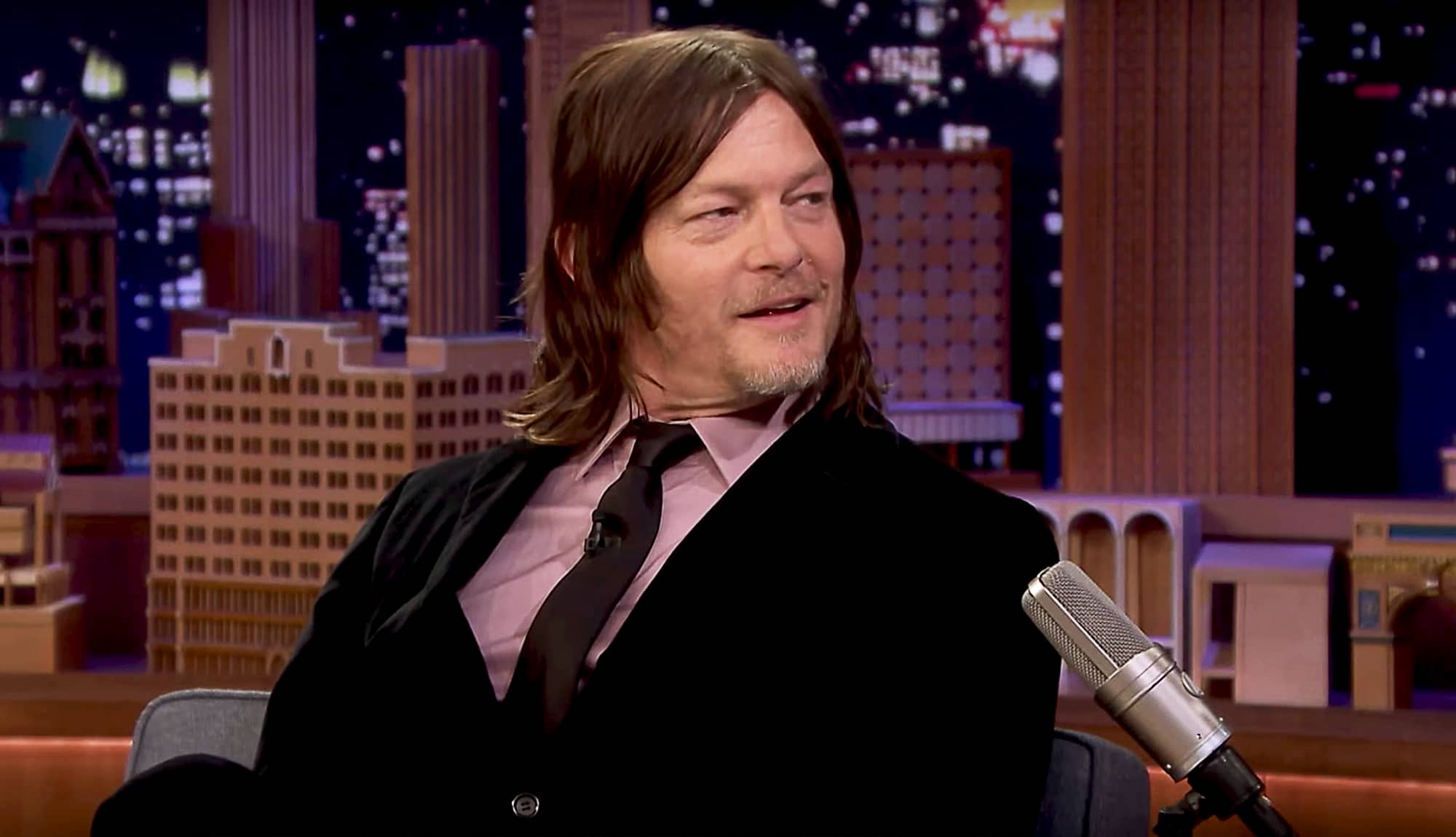 Norman Reedus Teases “Epic, Epic” Whisperer War Battle On Fallon