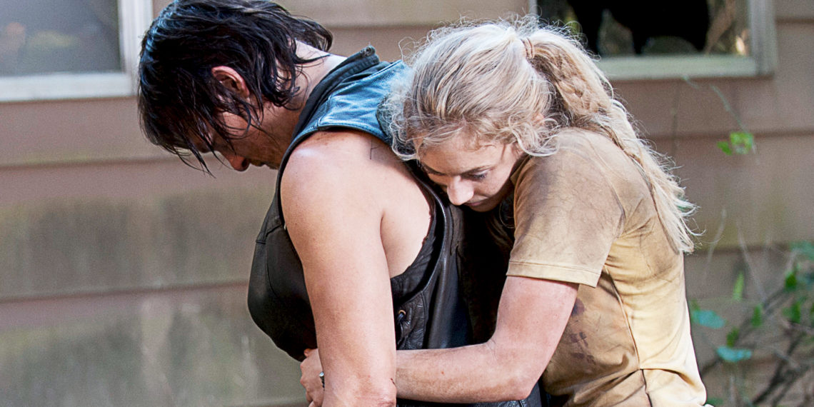 Daryl and Beth Share an Emotional Moment in The Walking Dead 4×12